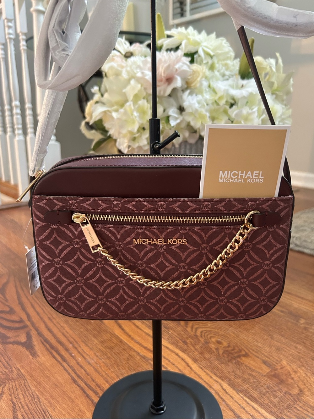 MICHAEL Michael Kors Jet Set Item Large EW Zip Chain Crossbody Oxblood Multi
